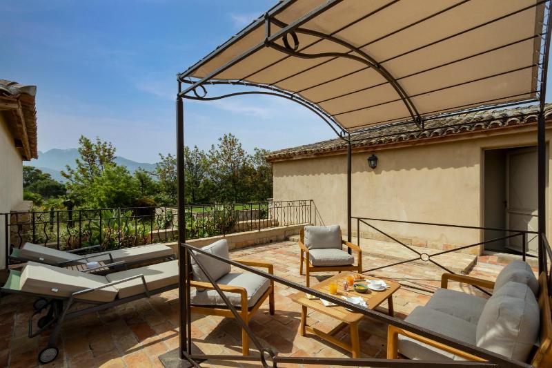 Suite Grande Demeure - Garden View image 3