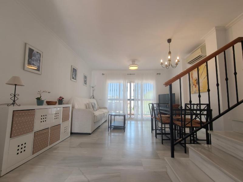 Nerja Sun Apartments Casa Cipreses 4 - image 3