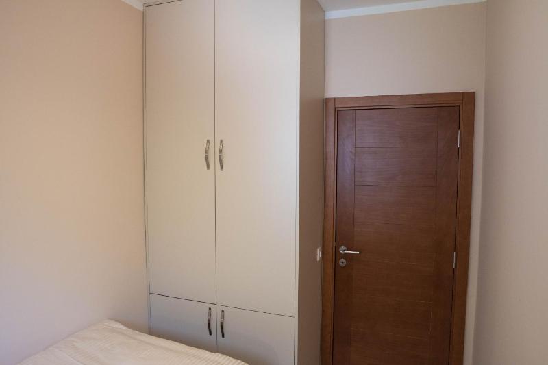 Moskov - Two-bedroom Ap with Sea View - image 11