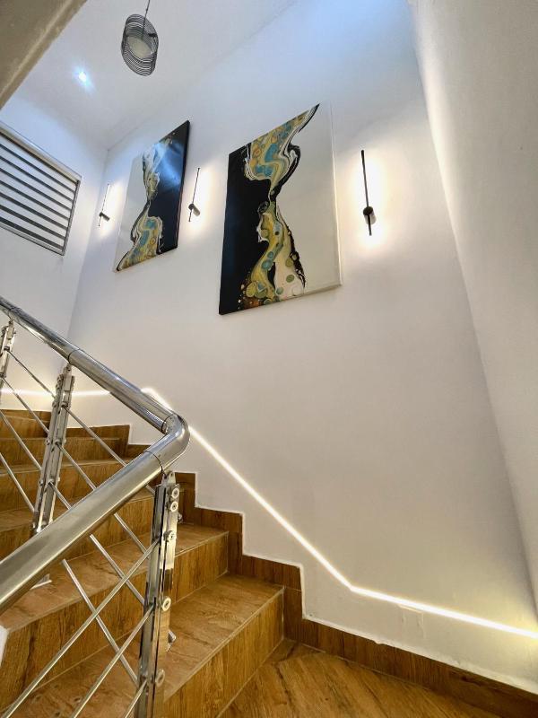Heritage Suite by LSP HOMES 3 Bedrooms Lekki Phase 1 - image 7
