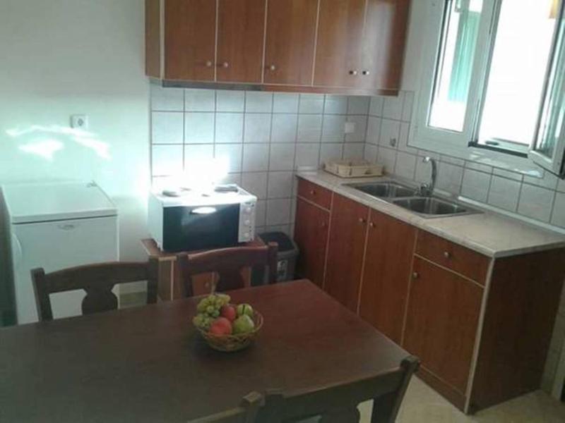 Apartment with Garden View image 3