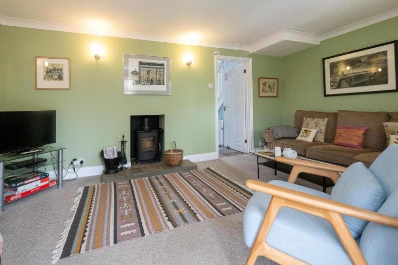 8 Saxonfields - image 6