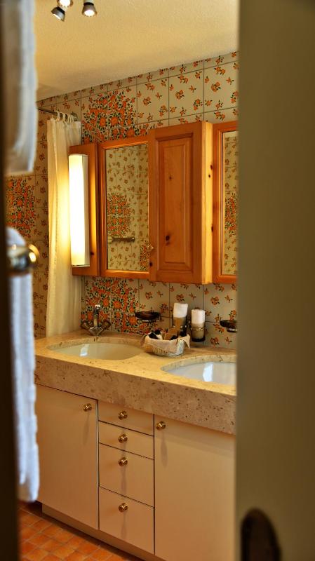 Two-Bedroom Suite image 2