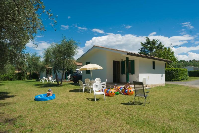 Bungalow image 1