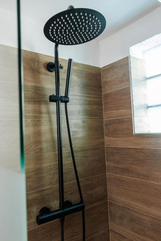 Two-Bedroom Apartment (Only Adults) image 3