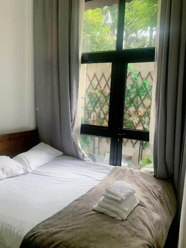 Shanghai Garden Historical loft Apartment with courtyard and citywalk- Near Downtown Wukang Road - image 16
