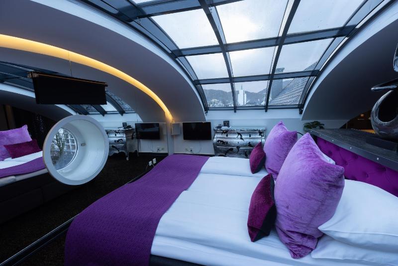 Suite image 2