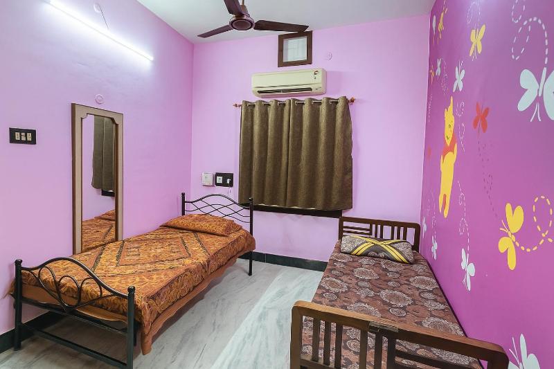 Trinetra Homestays - image 8