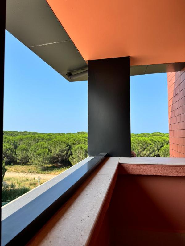 FishLand Seaside Apartments - image 8