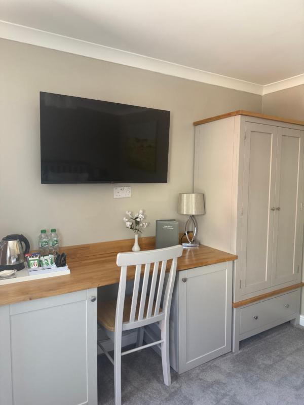 Double Room with Garden View image 1