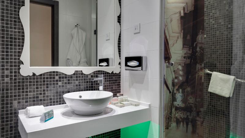 Premium Room image 3