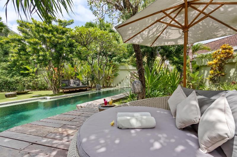 Villa Shantika by Villa Finder - image 48