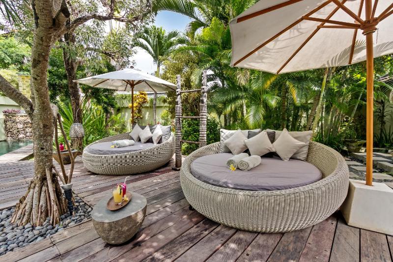 Villa Shantika by Villa Finder - image 50