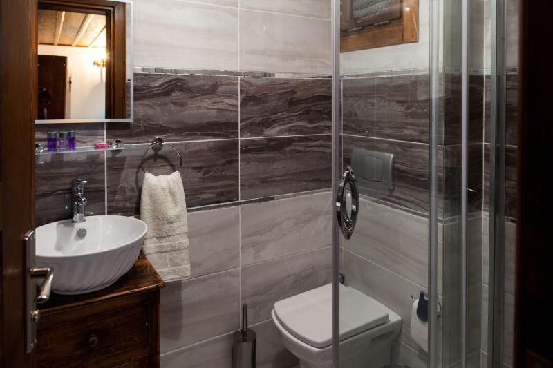 Triple Room image 3