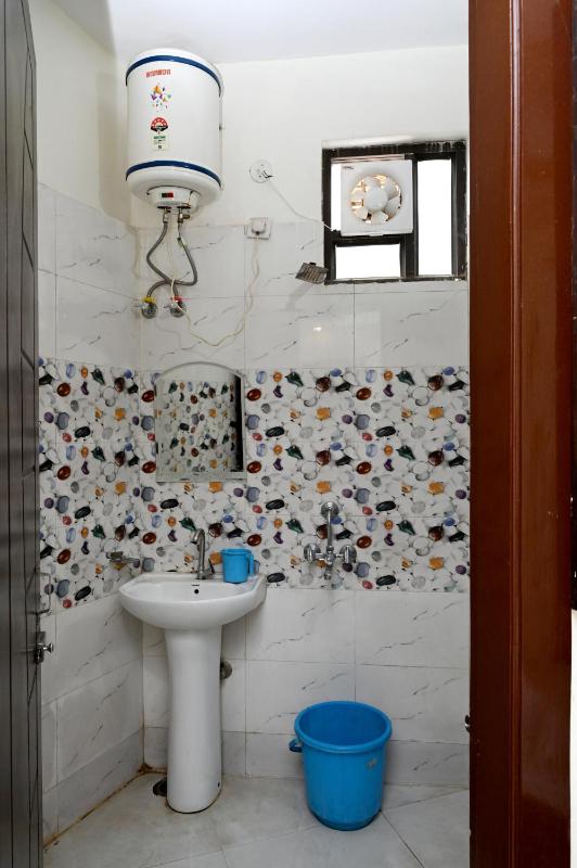 Hotel Vrindavan Hari - image 15