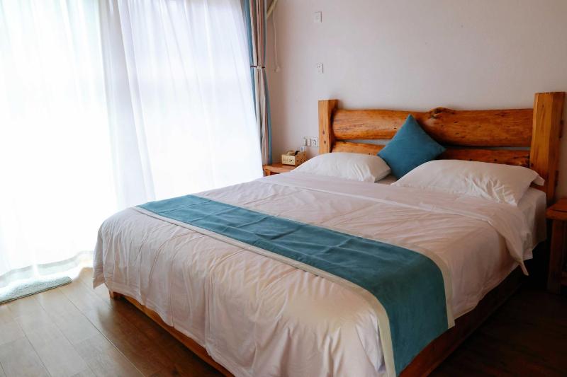PeakMist Retreat Inside ZhangJiaJie Forest Park-Country-style specialty diningIn-park accommodation - image 29