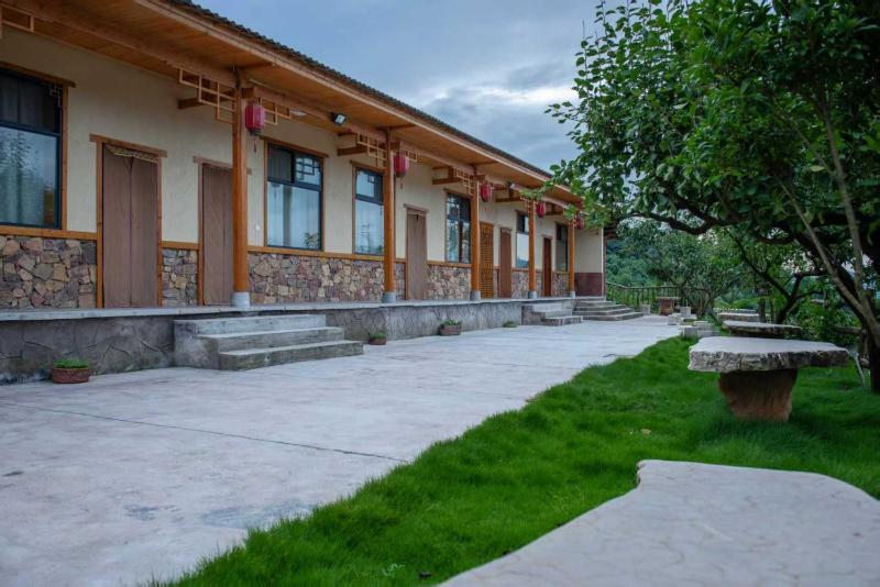 PeakMist Retreat Inside ZhangJiaJie Forest Park-Country-style specialty diningIn-park accommodation - image 40