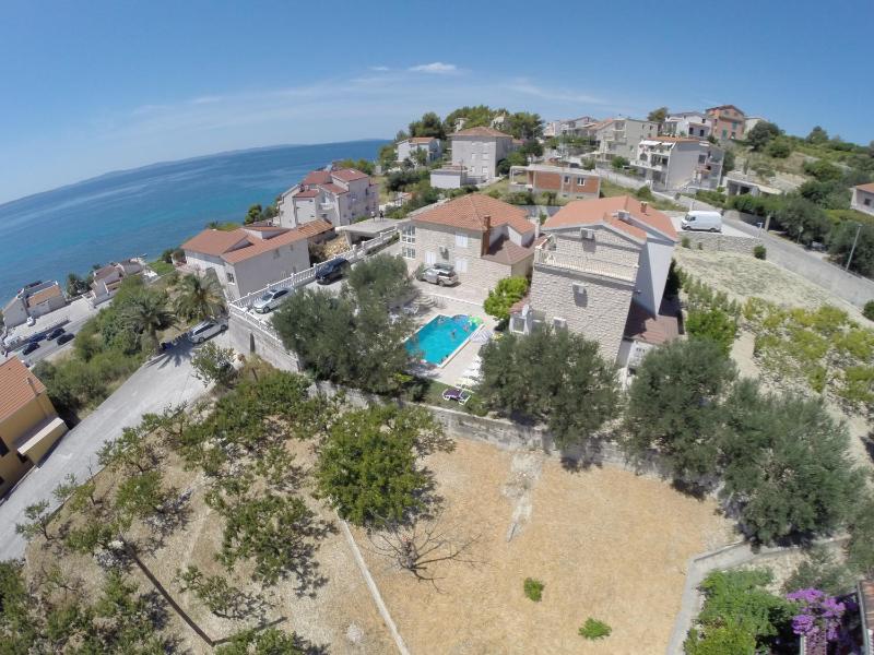 Villa Tomasovic with pool in Podstrana - image 34