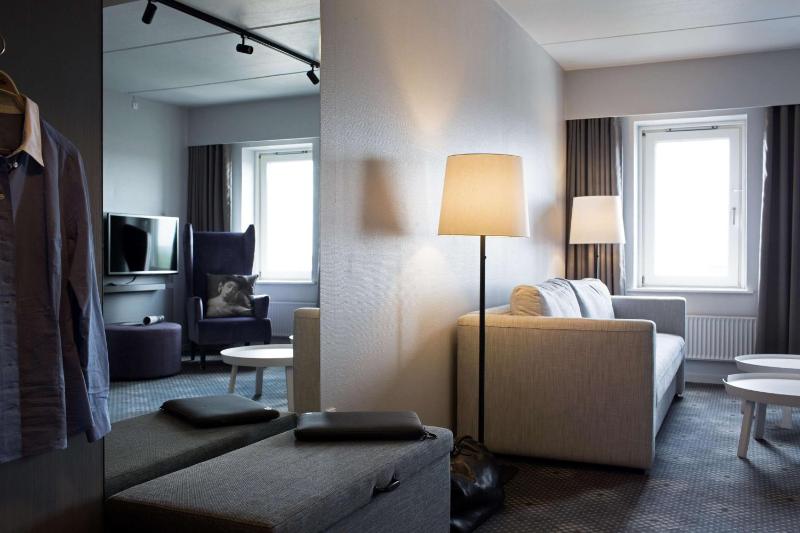 Junior Suite image 3
