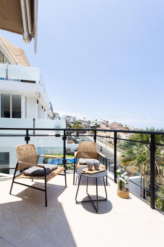 Casa Uamisun with seaview & pool - image 10