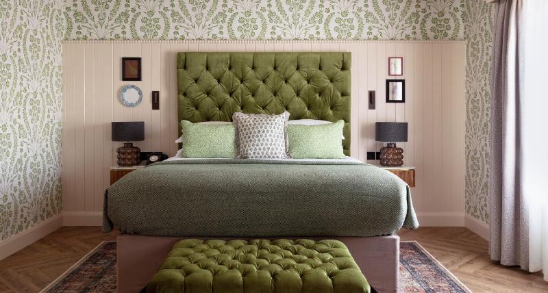 Ashe Suite image 1