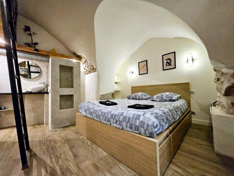 Le Bain Méditerranéen - Joli T2 dans le vieil Antibes - image 8
