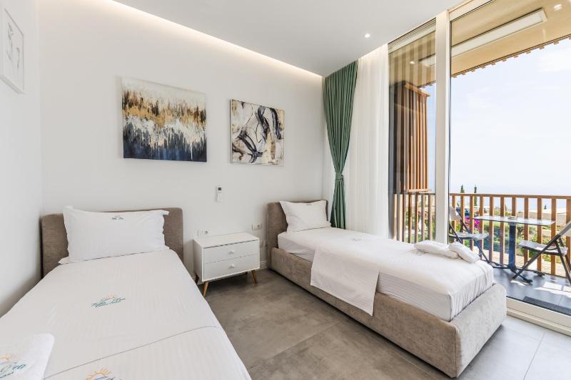 Villa Dea Green Coast 166C by PikHost - image 6
