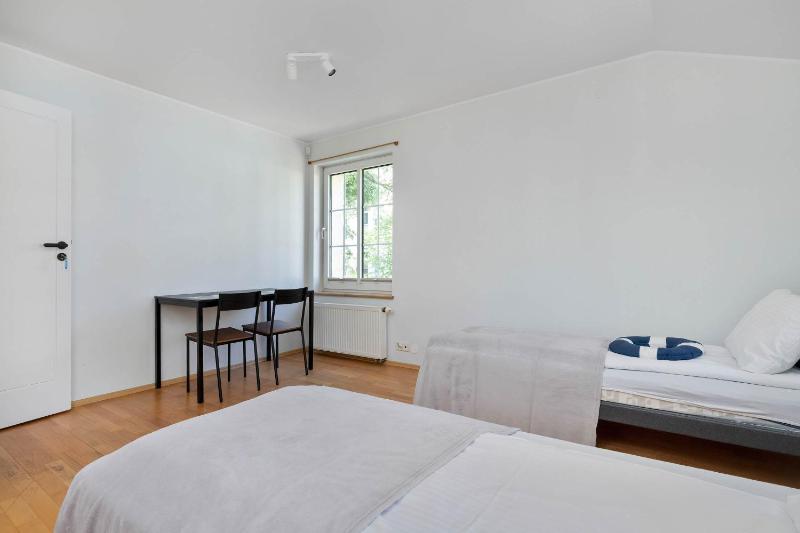 Villa Lana 6 bedrooms with Parking and Terrace near the Beach in Sopot by Noclegi Renters - image 36