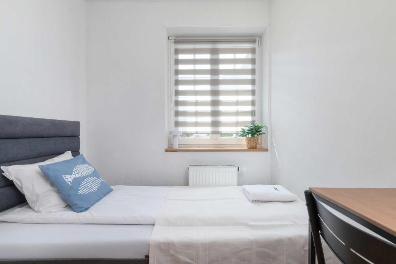 Villa Lana 6 bedrooms with Parking and Terrace near the Beach in Sopot by Noclegi Renters - image 3