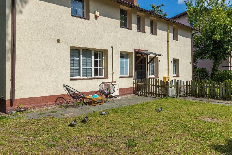 Villa Lana 6 bedrooms with Parking and Terrace near the Beach in Sopot by Noclegi Renters - image 7