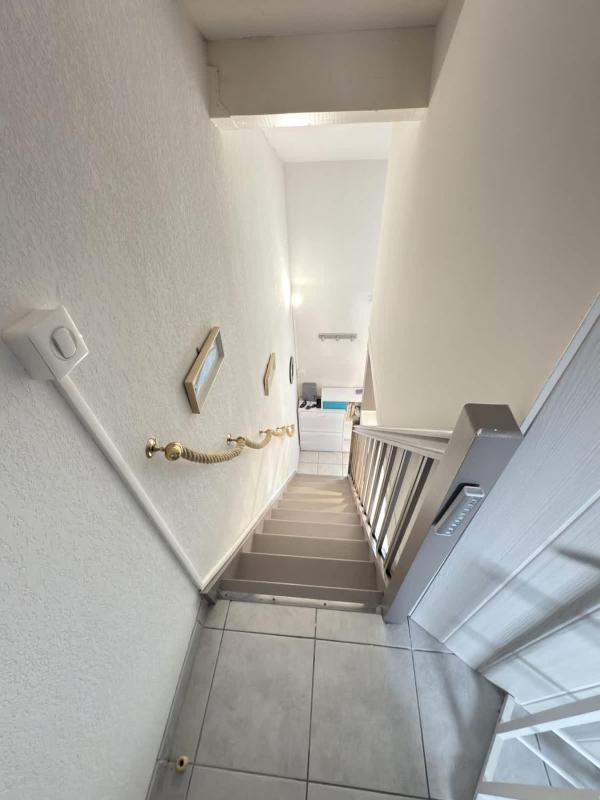Petite maison avec jardin & piscine partagee - image 9