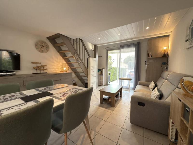 Petite maison avec jardin & piscine partagee - image 12