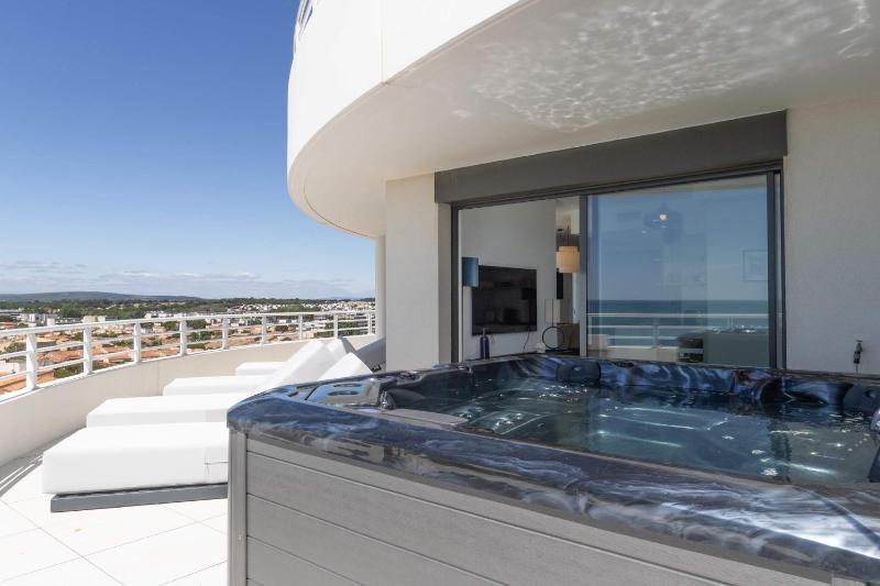 Valras-Loc Panarea Duplex avec vue mer spa - image 36