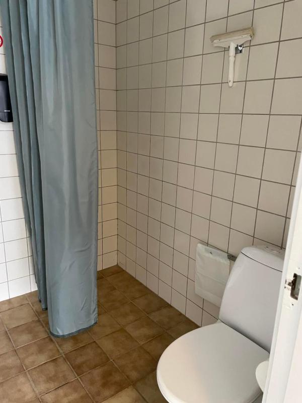 Twin Room with Garden View image 3