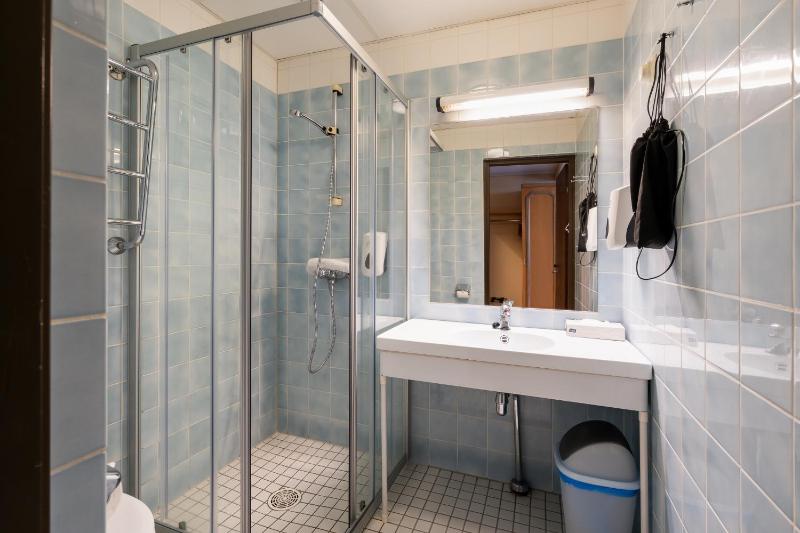 Standard Double Room image 2