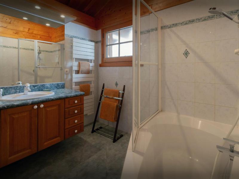 Chalet image 1