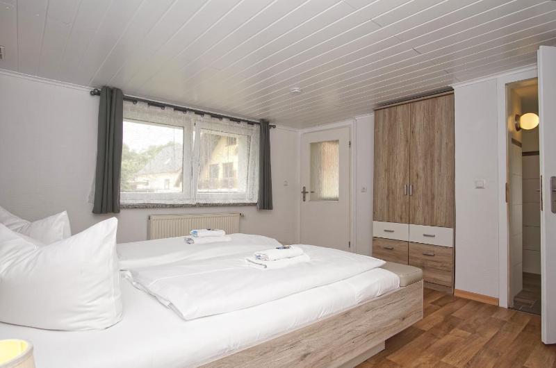 Ferienhus Baabe - Ferienhaus mit gratis Nutzung vom AHOI Erlebnisbad und Sauna in Sellin - image 12