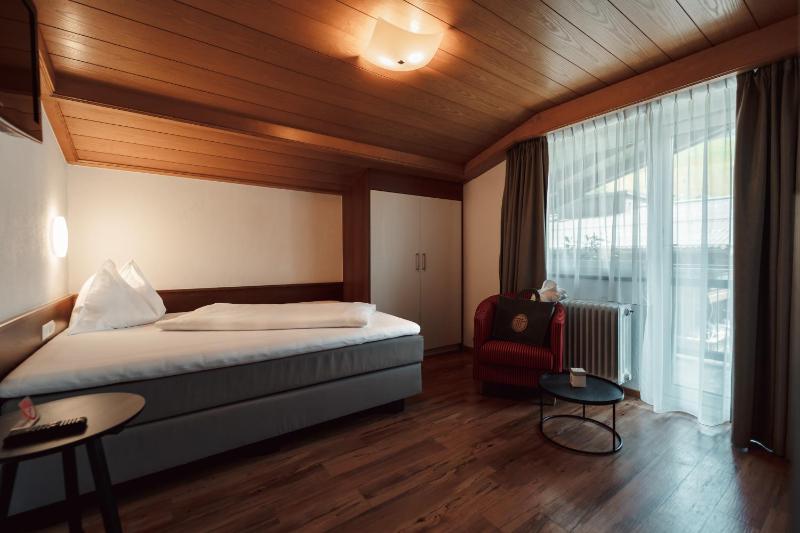 Single Room with Balcony image 1