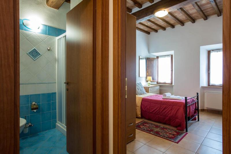 Deluxe Triple Room image 3