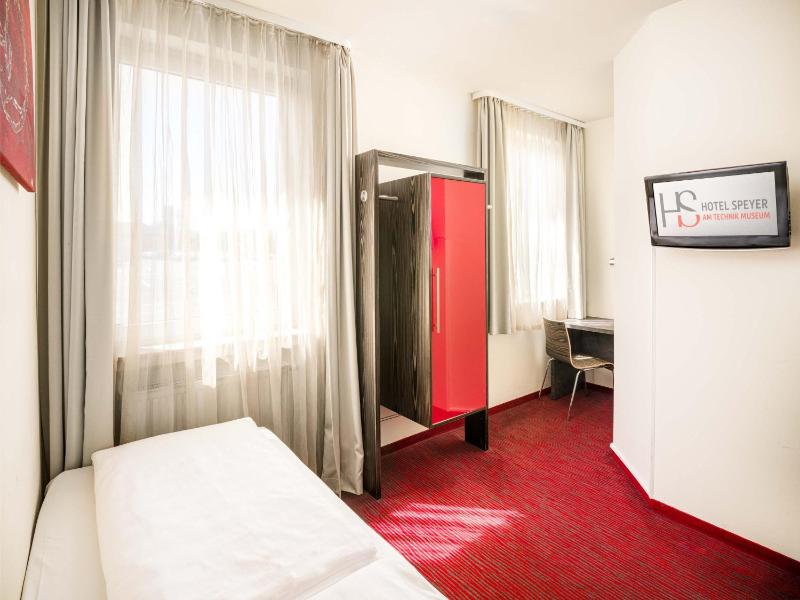 Economy Single Room image 3