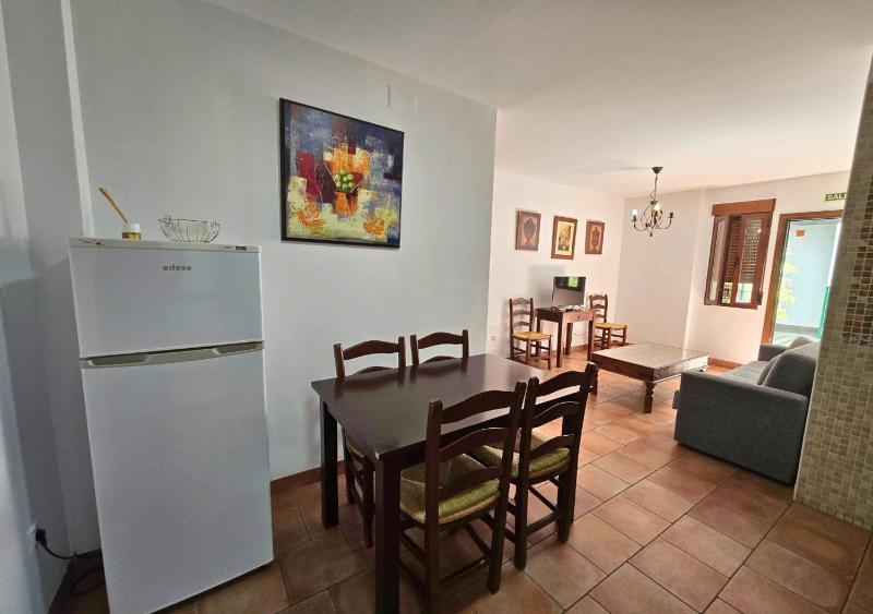 Two-Bedroom Apartment - Placeta de Fátima, 10 image 3