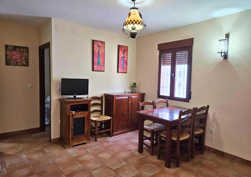 Two-Bedroom Apartment - Placeta de Fátima, 10 image 2