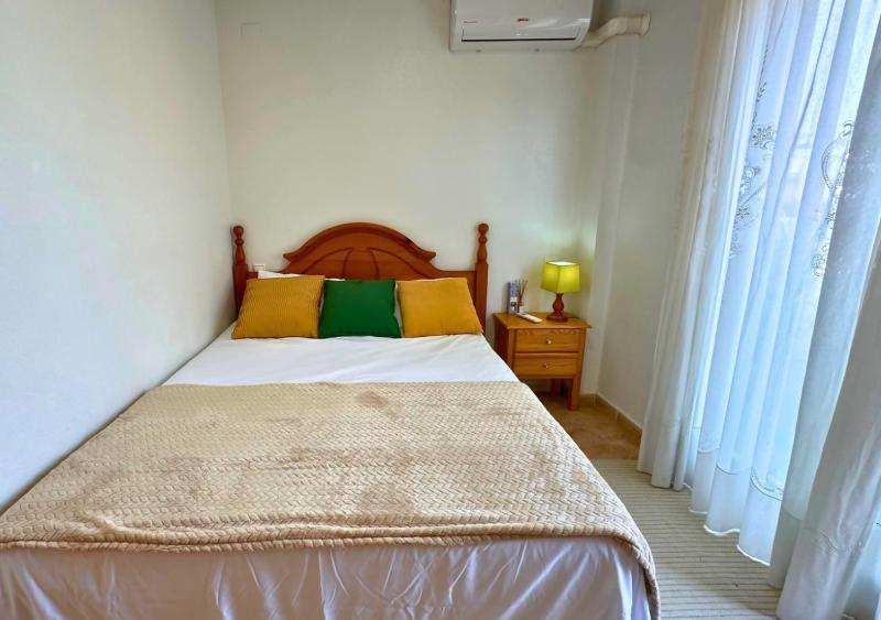 RG78: Penthouse Downtown Torrevieja - image 35
