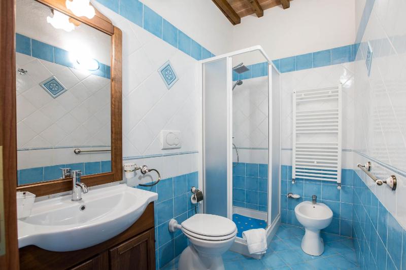 Deluxe Double Room image 3