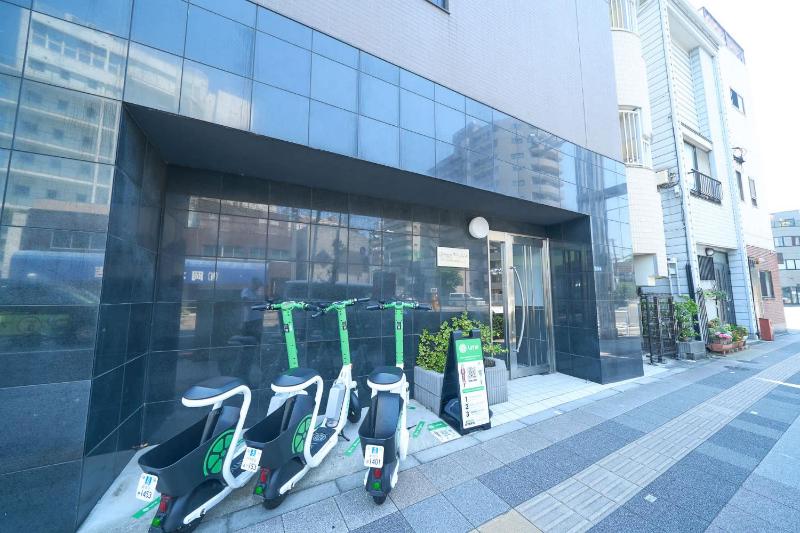 Triphome Kototoibashi Facing Tokyo Skytree - image 5