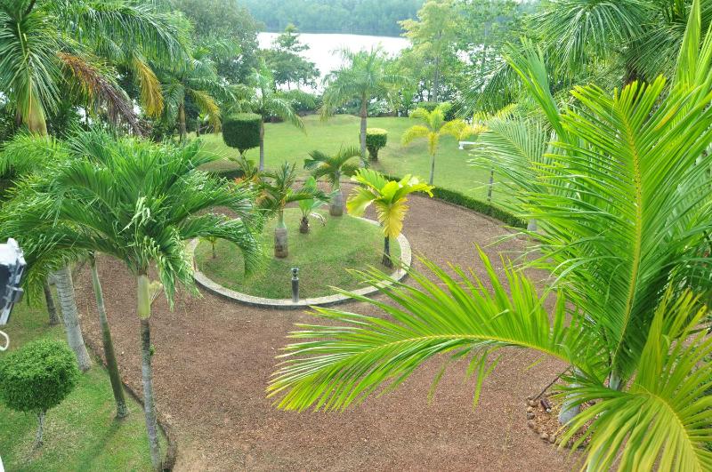 Villa König - Luxury Home Stay Bentota - image 9