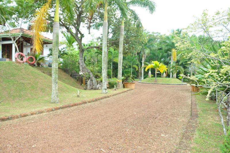 Villa König - Luxury Home Stay Bentota - image 16