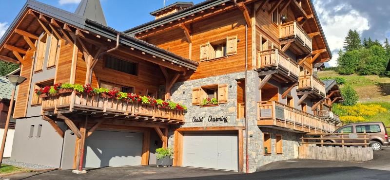 CHALET CHARMING BED and BREAKFAST - image 11