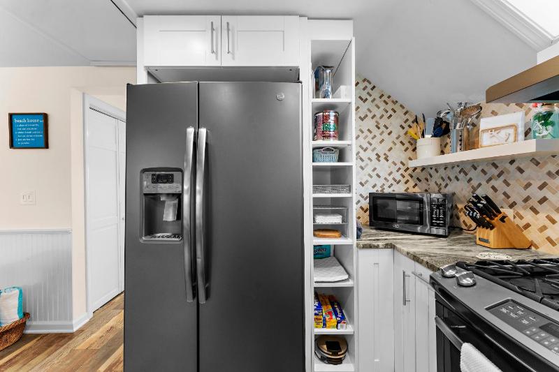 Three-Bedroom House image 4