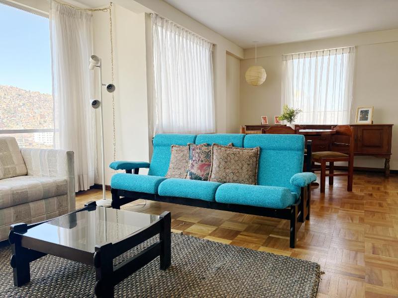 Apartamento con hermosa vista y soleado en Sopocachi - image 13